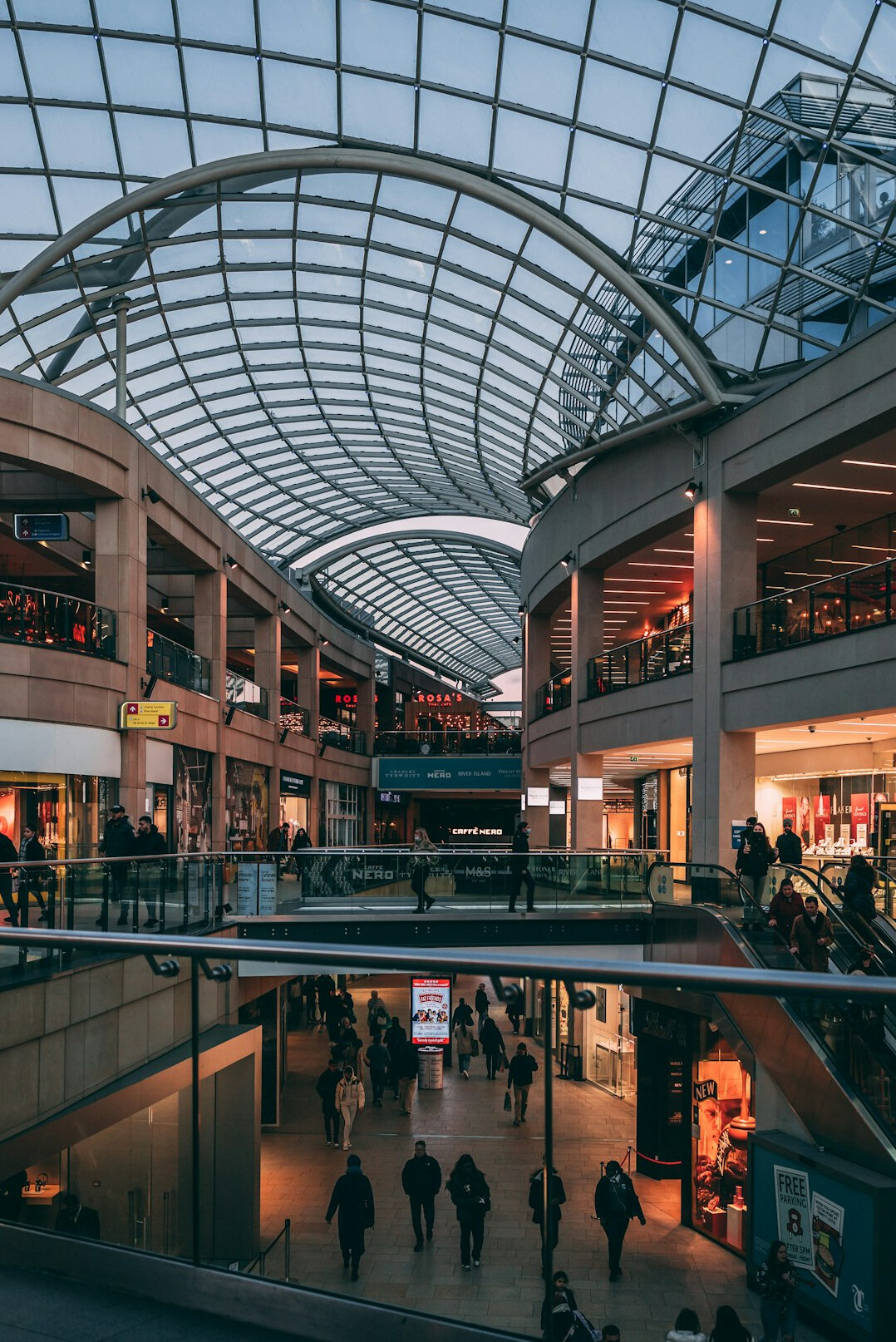 crowded shopping mall