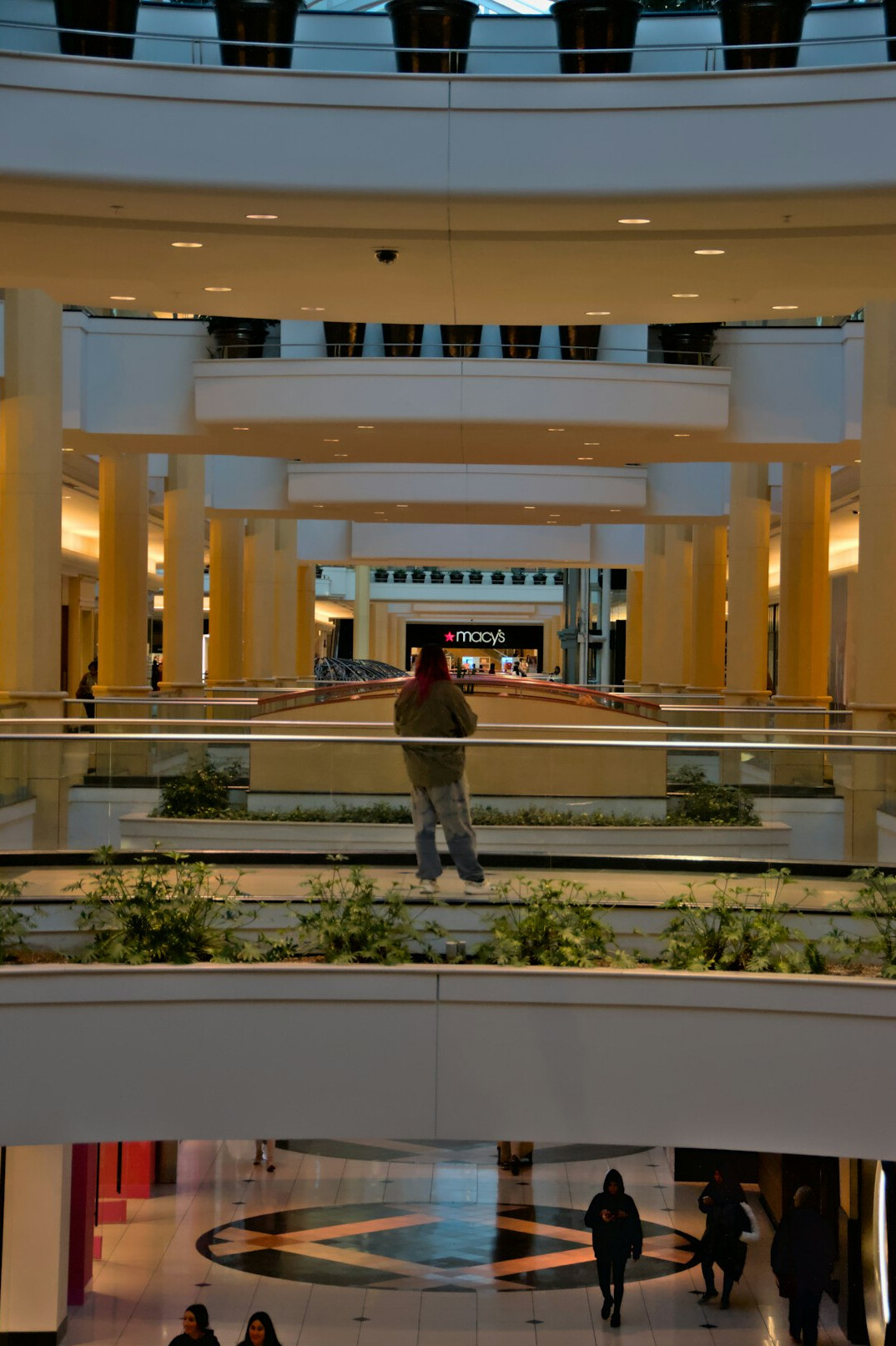 mall security guard